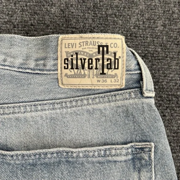 Levi's SilverTab Relaxed Straight Fit Jeans Mens Fits 36x30 Distressed Y2K Style - Picture 4 of 12